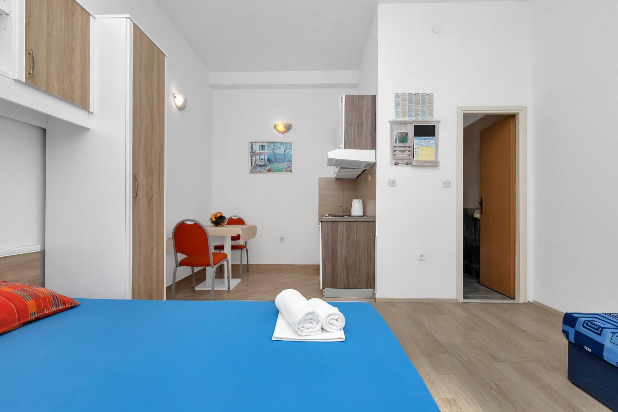 Apartments Ferdo Zivogosce Phòng bức ảnh