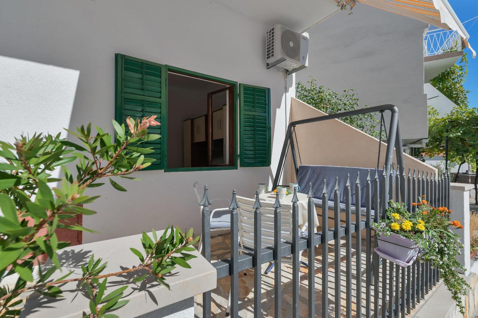 Apartments Ferdo Zivogosce Phòng bức ảnh