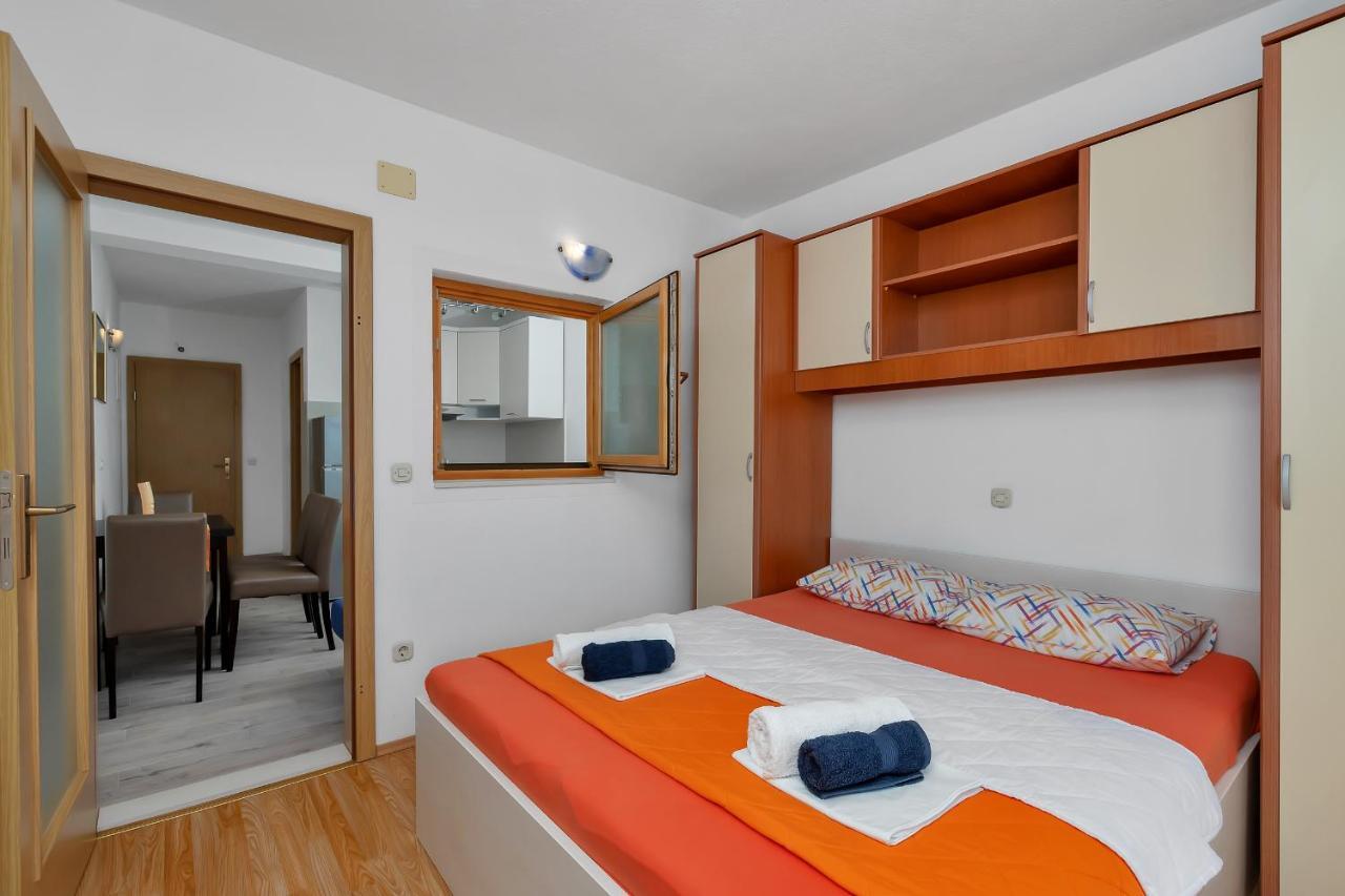Apartments Ferdo Zivogosce Ngoại thất bức ảnh