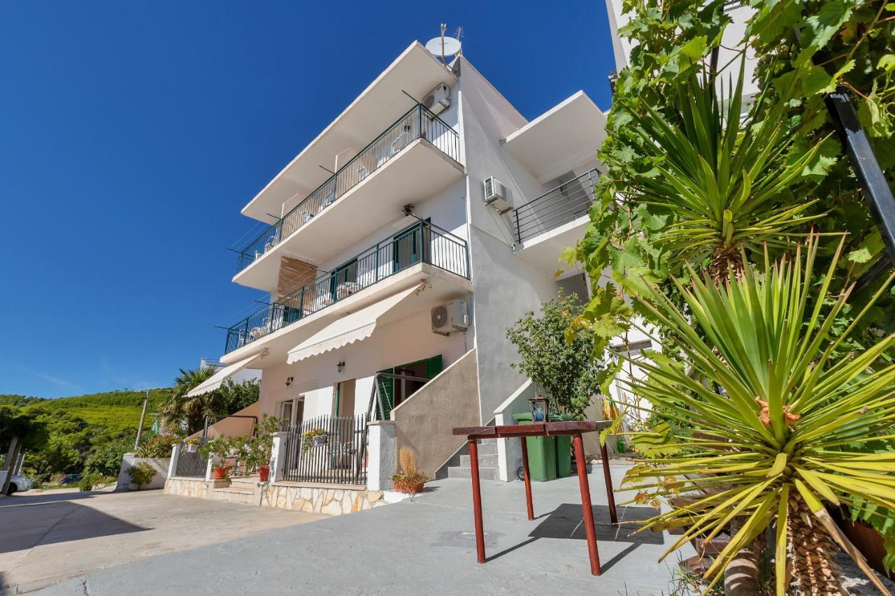 Apartments Ferdo Zivogosce Ngoại thất bức ảnh